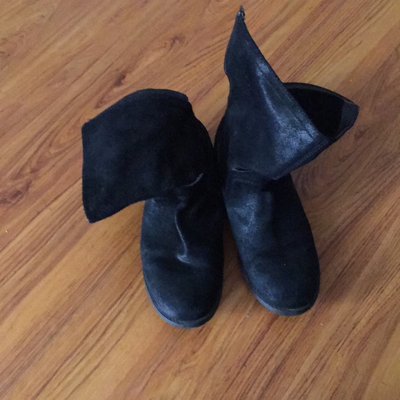 Black Suede boots - Picture 3 of 4